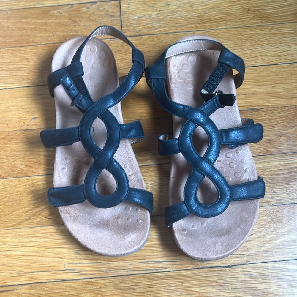 Vionic Jodie sandals